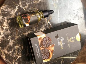 مزایای خرید سرم سیر سیاه لاکچری کوین